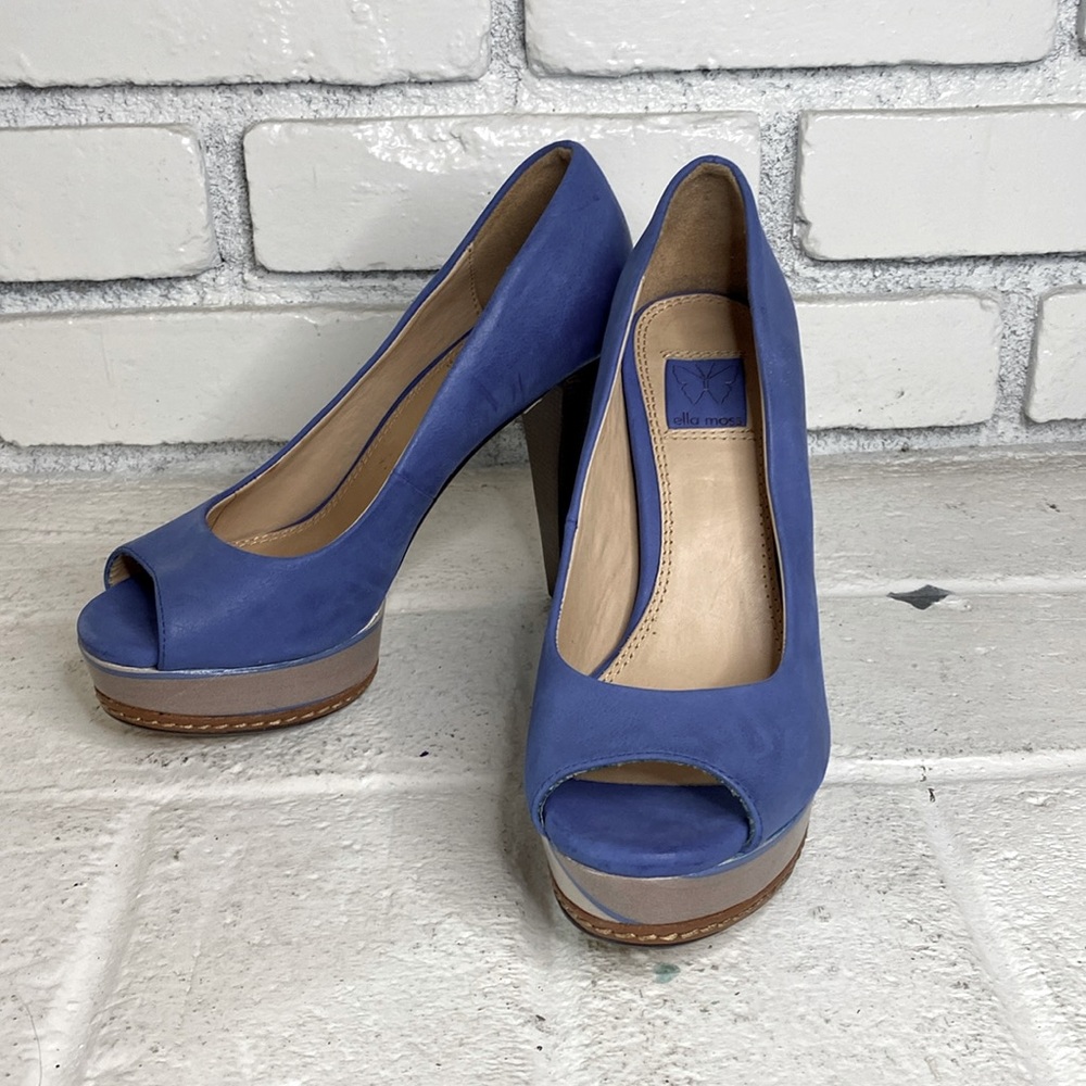 Ella Moss designer blue beige and brown high heel stiletto peep toe